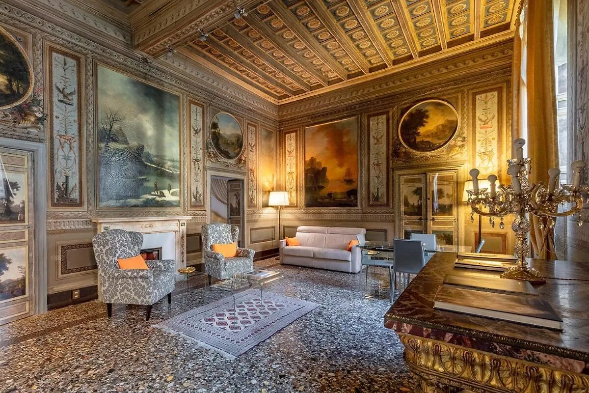 Palazzo Borghese, A Burghesius Home 로마